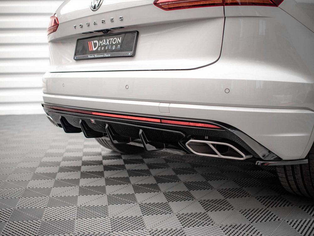 VW - Touareg R Line MK3: Maxton Full Body Kit
