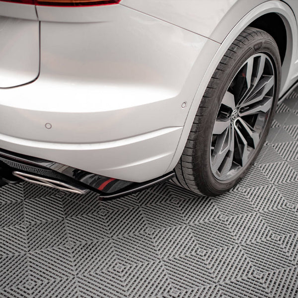 VW - Touareg R Line MK3: Maxton Full Body Kit