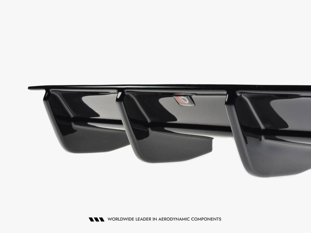 VW - Golf R Variant MK7 Facelift: Maxton Rear Diffuser