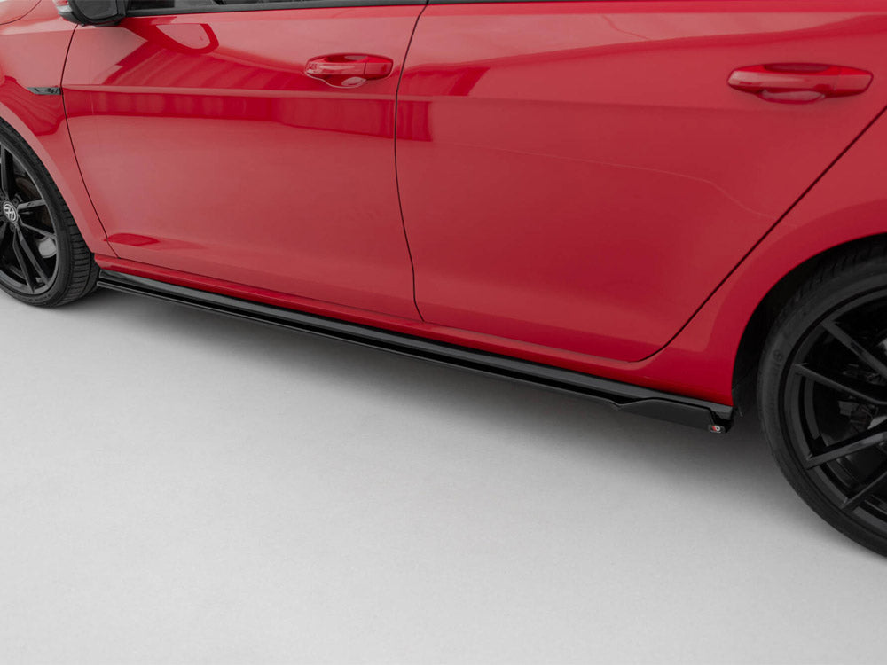 VW - Golf R / R Line MK7 Facelift: Maxton Side Skirts V1