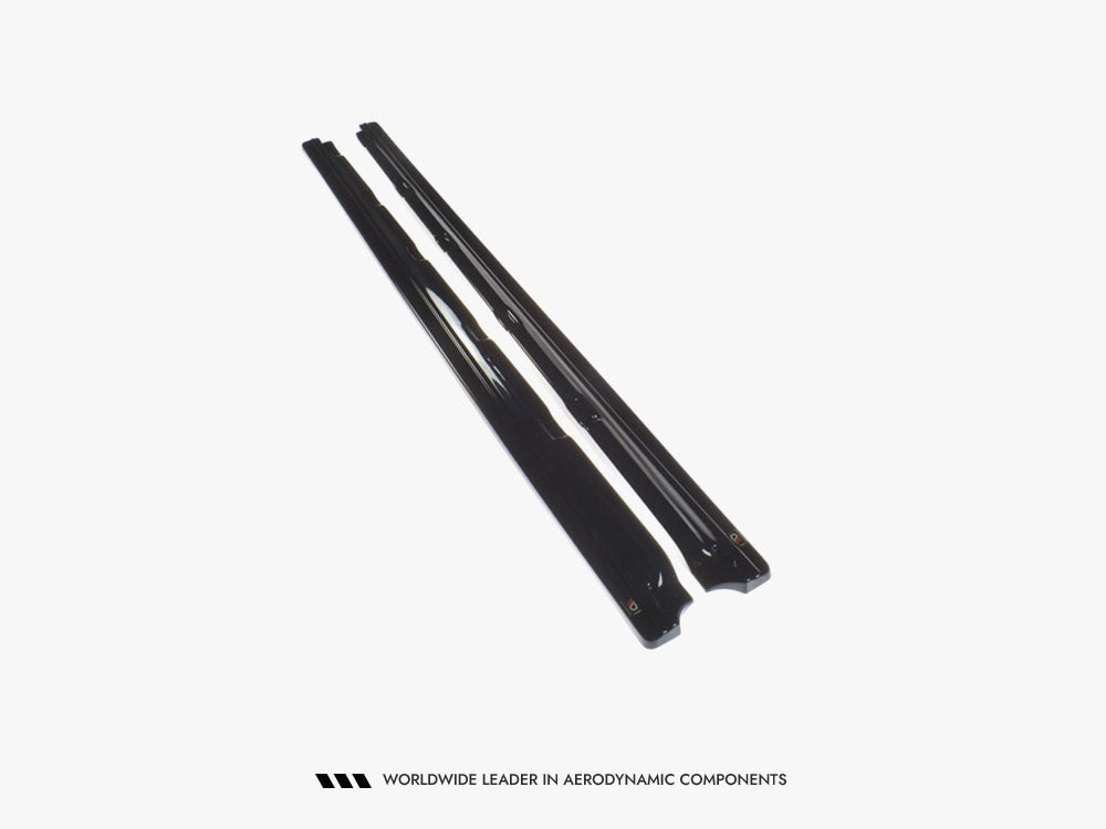 VW - Golf Standard MK7 Facelift: Maxton Side Skirts