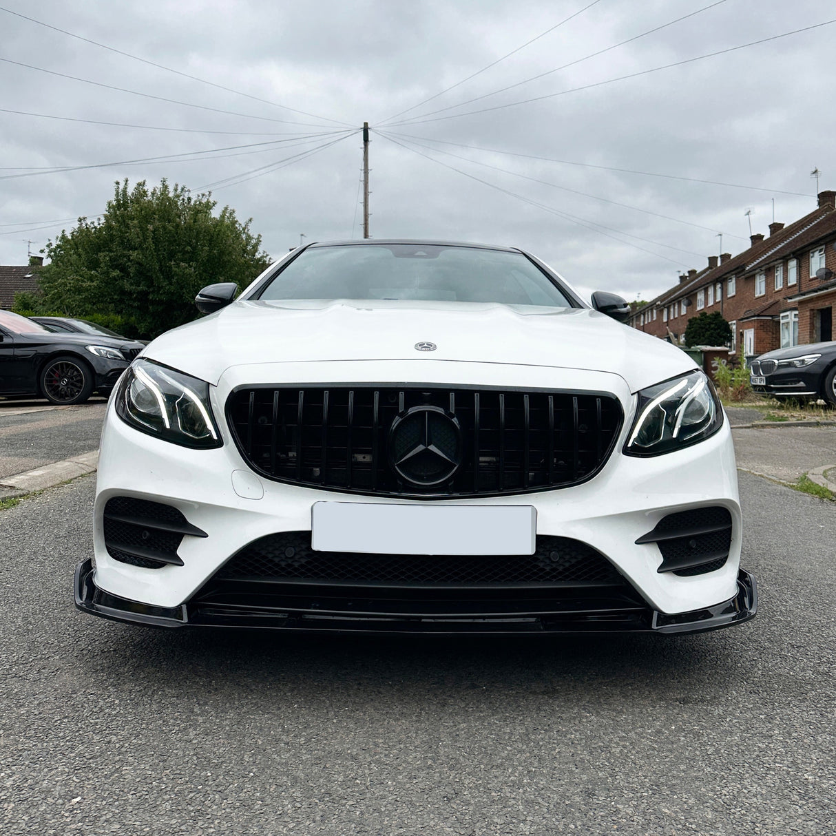 E Class - W213/C238: Gloss Black Front Splitter 2016-2020