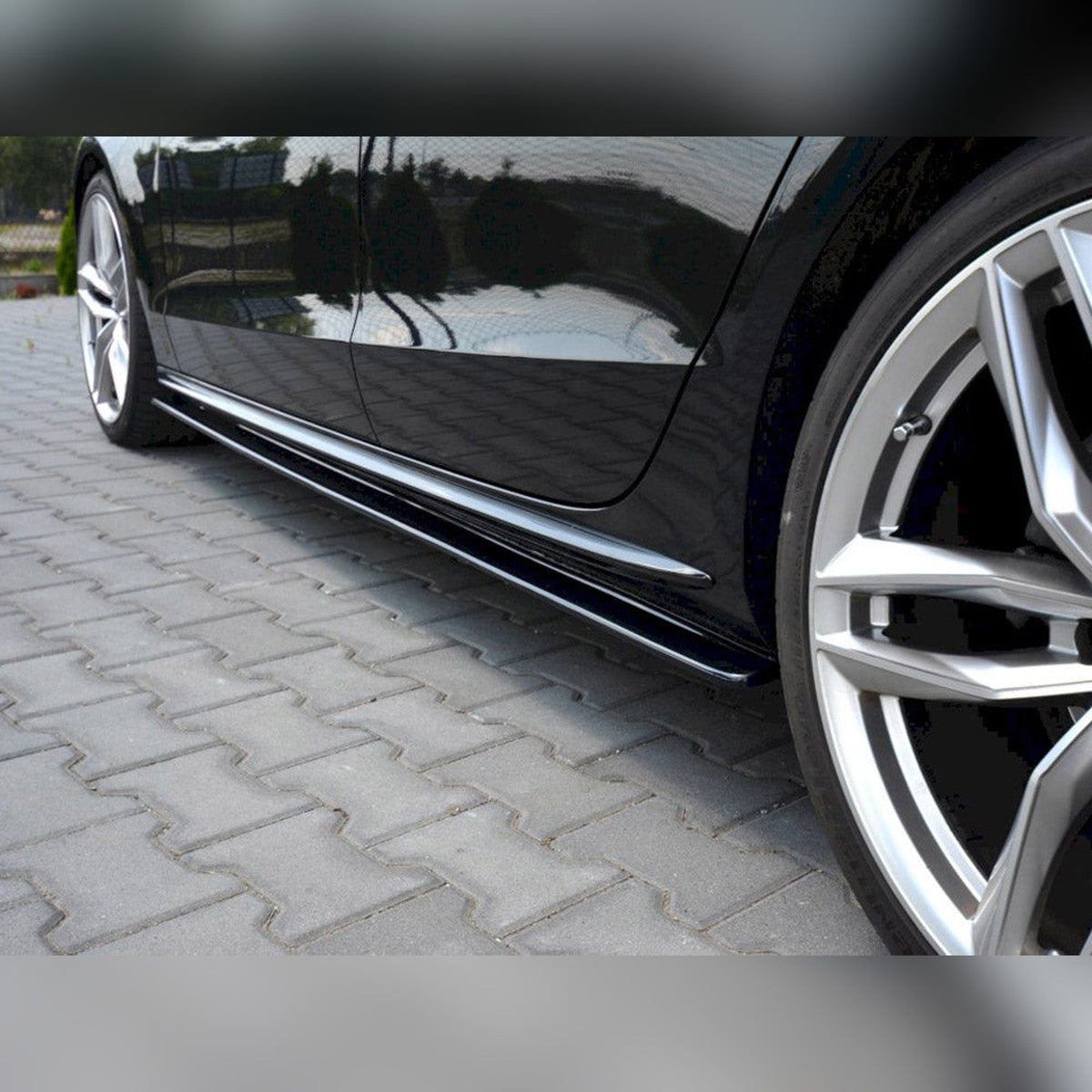 a5 8t gloss black maxton side skirts 07 17