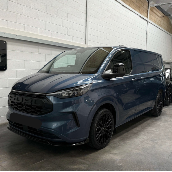 Ford Transit Custom MK2: Gloss Black V2 Front Splitter 24+