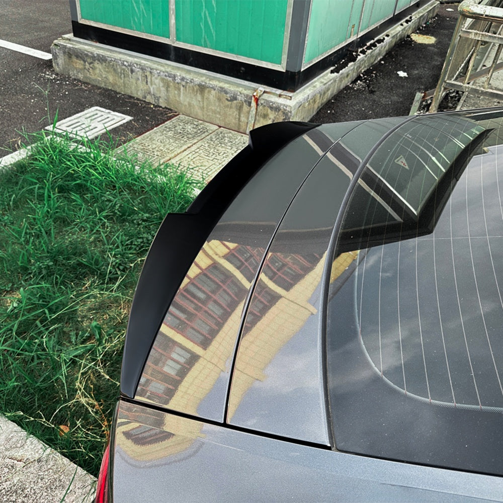 A7 - C8: Gloss Black Rear Spoiler 17-22