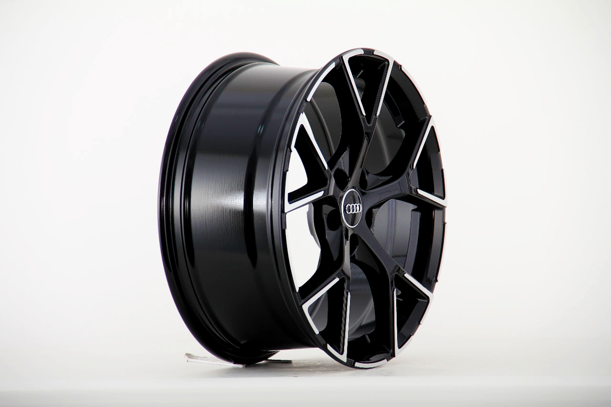A5 - B9: 17" Diamond Cut RS3 Style Alloy Wheels 16+