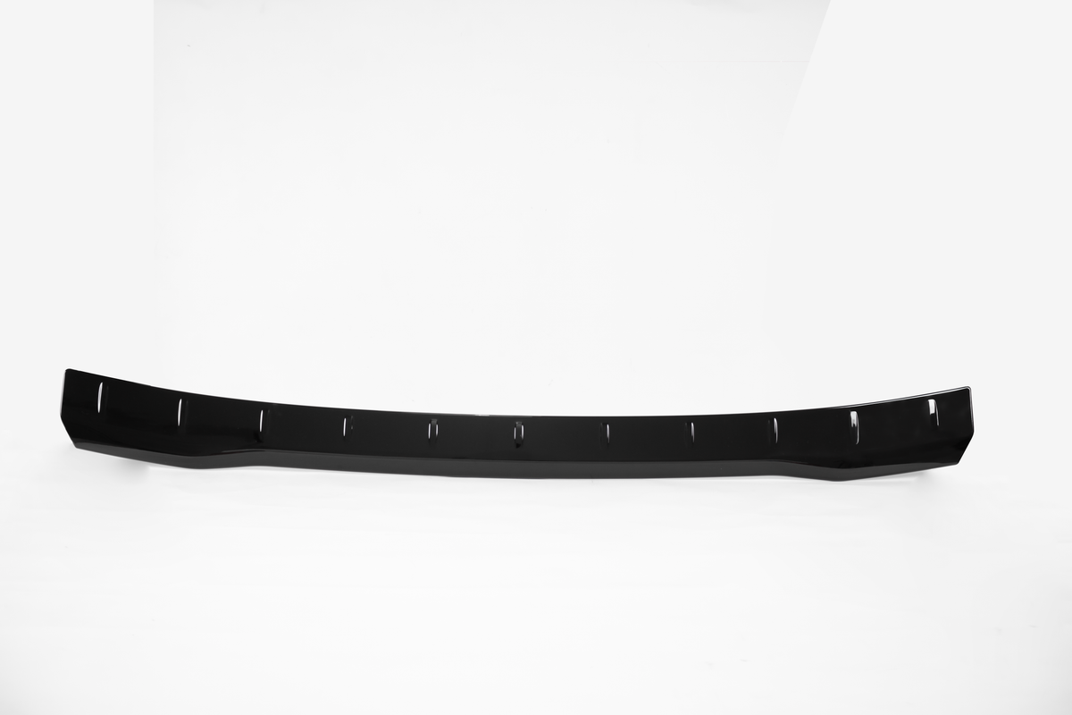 Ford Transit Custom MK2: Gloss Black Rear Bumper Protection 24+