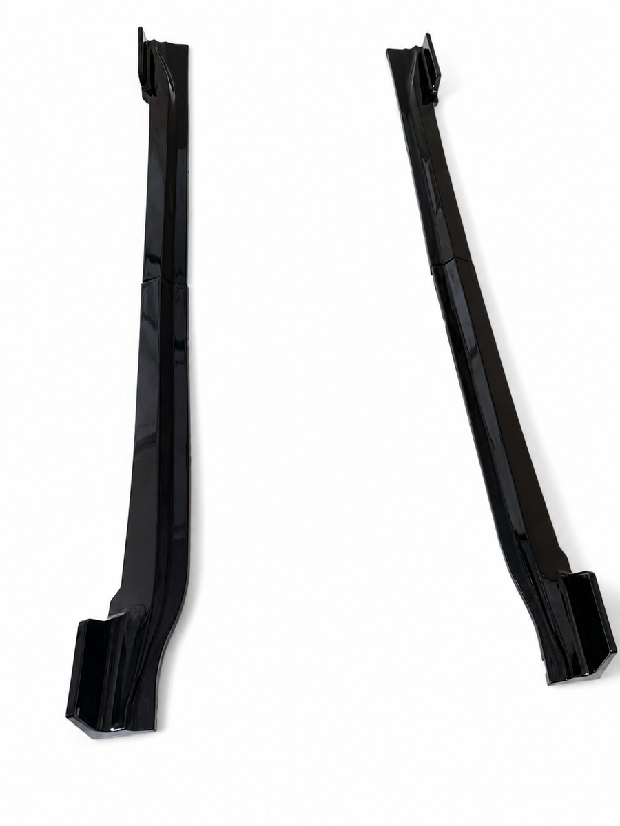 XM - G09: Gloss Black V1 Side Skirts 23+