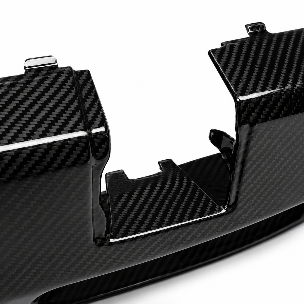 M5 - G90: Dry Carbon Fibre MP Style Rear Diffuser 24+
