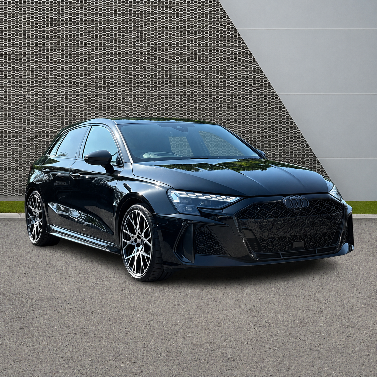 A3 & A4 - 8P/8V/8Y, B8/B9: 18" Gun Metal RS3 Style Alloy Wheels