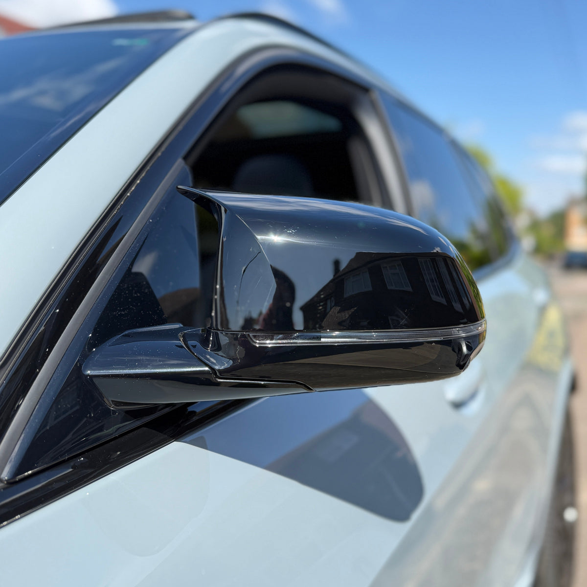 X3 - G01: Gloss Black M Style Wing Mirrors 18+