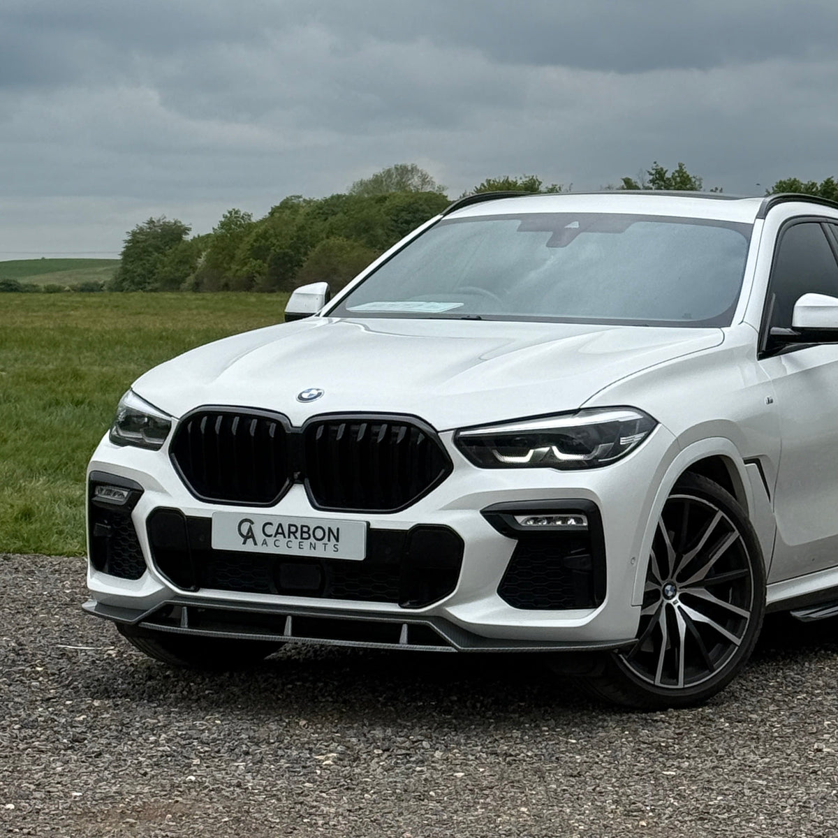 X6 - G06: Carbon Fibre Look Performance Style Body Kit 20-23