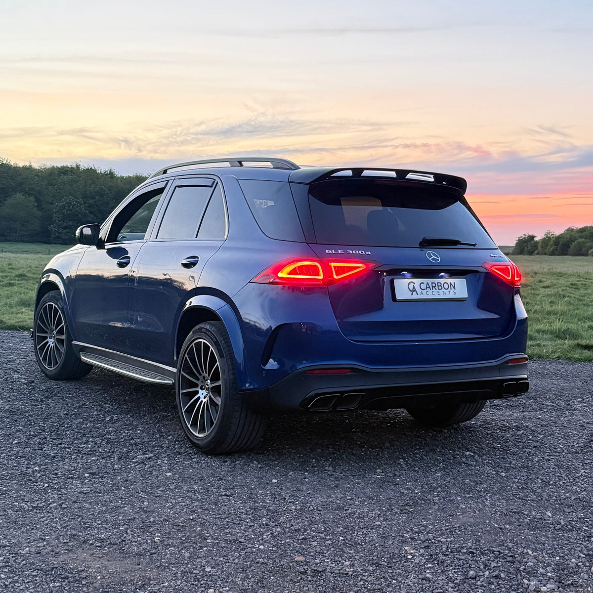 GLE - W167: Gloss Black Roof Spoiler 19+