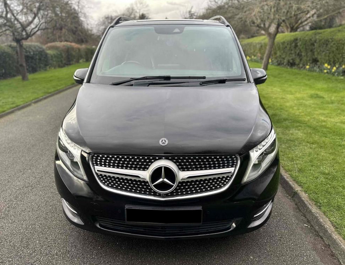 V Class - W447: Gloss Black Diamond Silver Grill 15-19