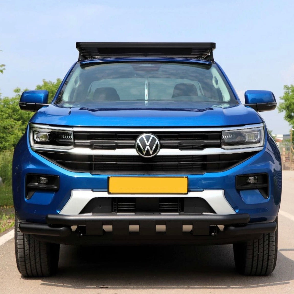 Amarok - MK2 NF: Matt Black Nudge Bar 23+