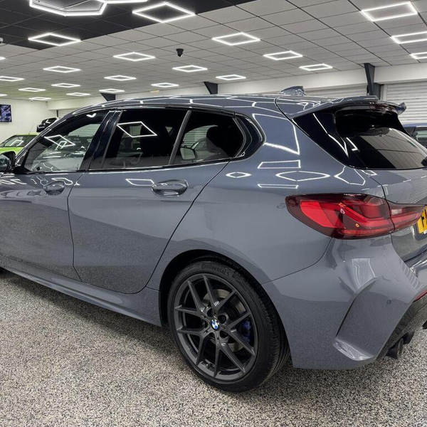 1 Series - F40 [M-Sport/M-Pack]: Gloss Black Performance Style Spoiler 20-24