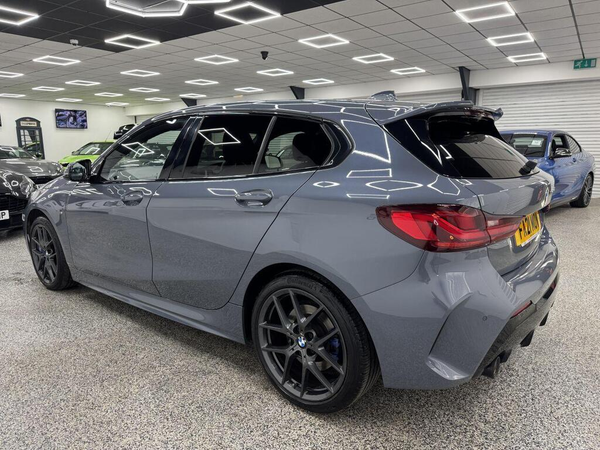 1 Series - F40 [M-Sport/M-Pack]: Gloss Black Performance Style Spoiler 20-24