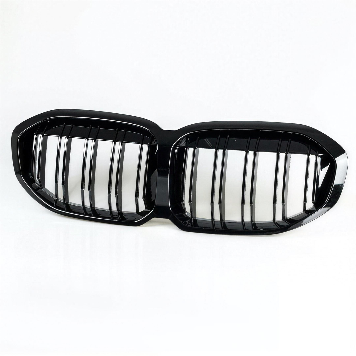 1 Series - F40: Gloss Black Grill Double Slat 20-24