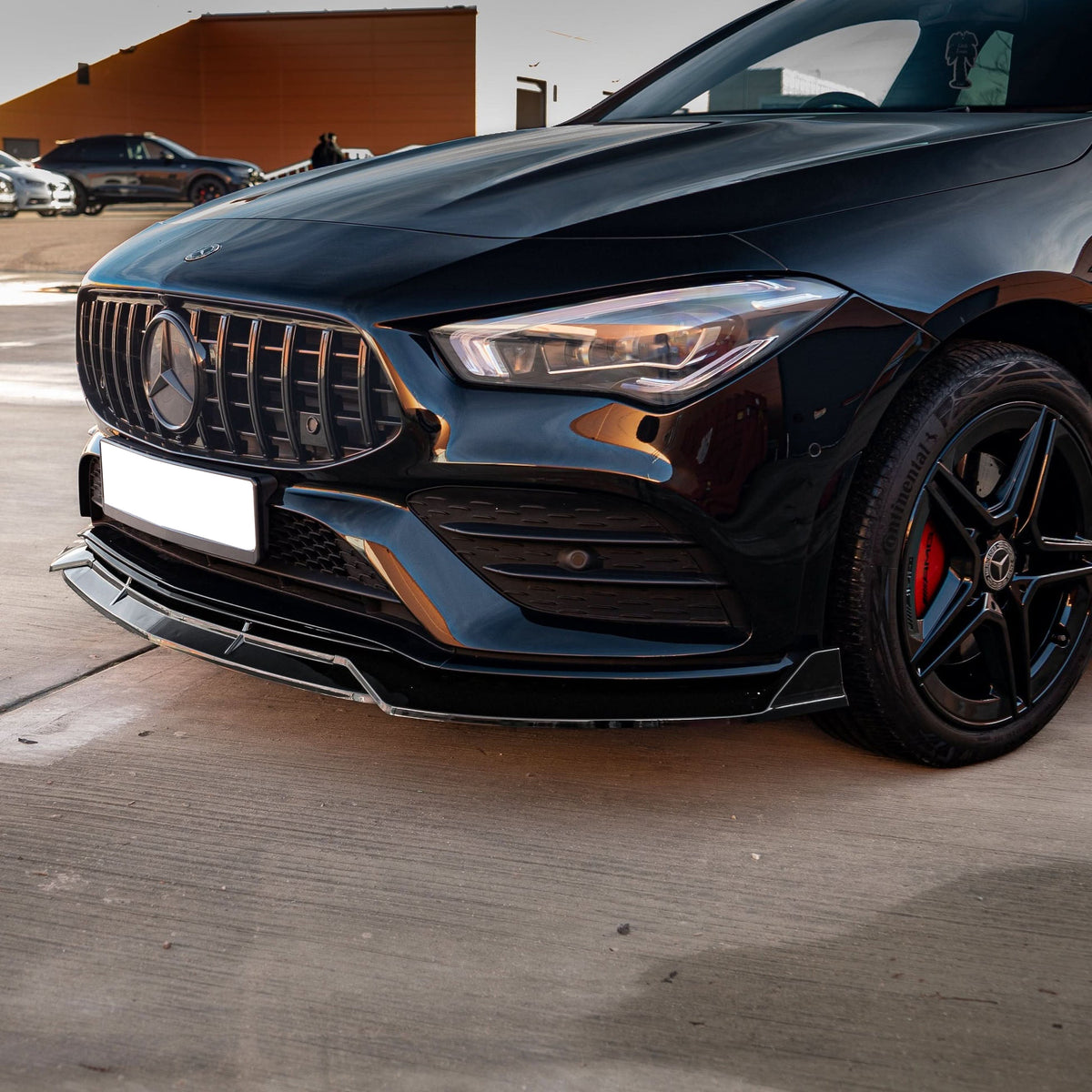 CLA - W118 Pre-Facelift: Gloss Black V2 Style Front Splitter 19-23