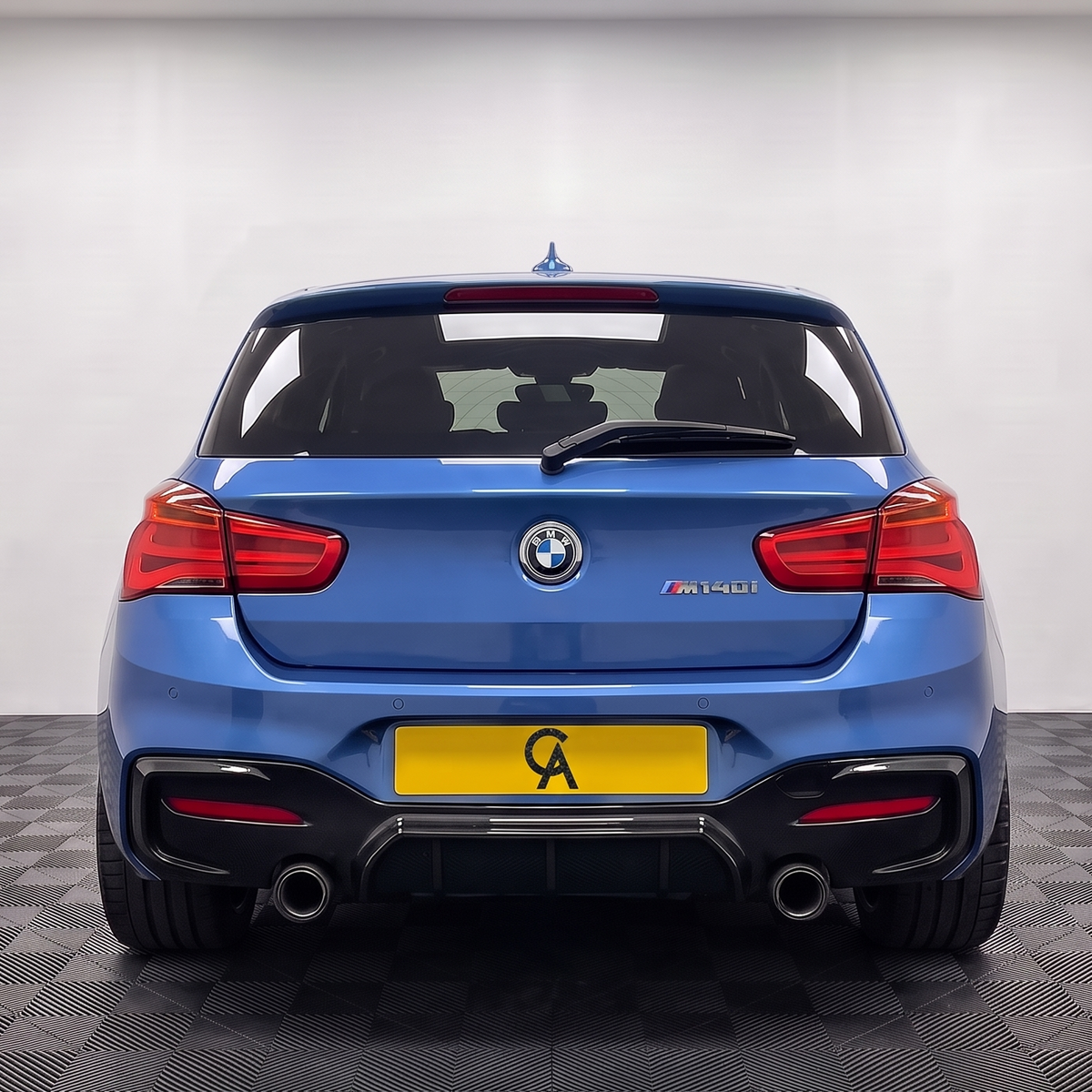 1 Series - F20/F21 Facelift LCI: Gloss Black Dual Exhaust Diffuser 15-19