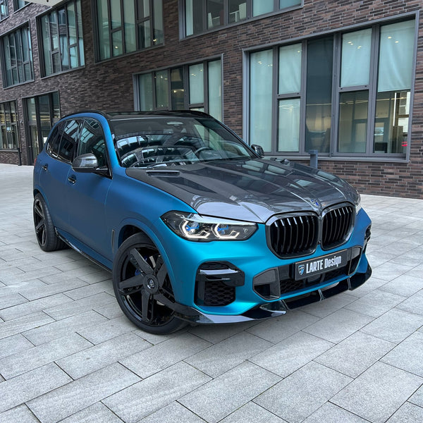 LARTE Design BMW X5 G05 pre-facelift carbon grille trim — front view