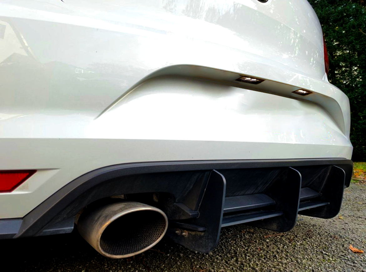 VW Polo MK5 6C GTI Diffuser Gloss Black 3 Fin Style – Carbon Accents