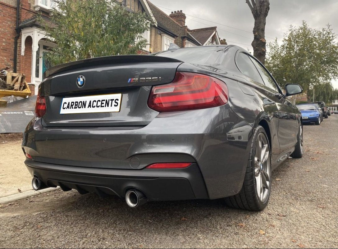 2 Series - F22/F23: Matt Black Dual Exhaust Diffuser - Carbon Accents