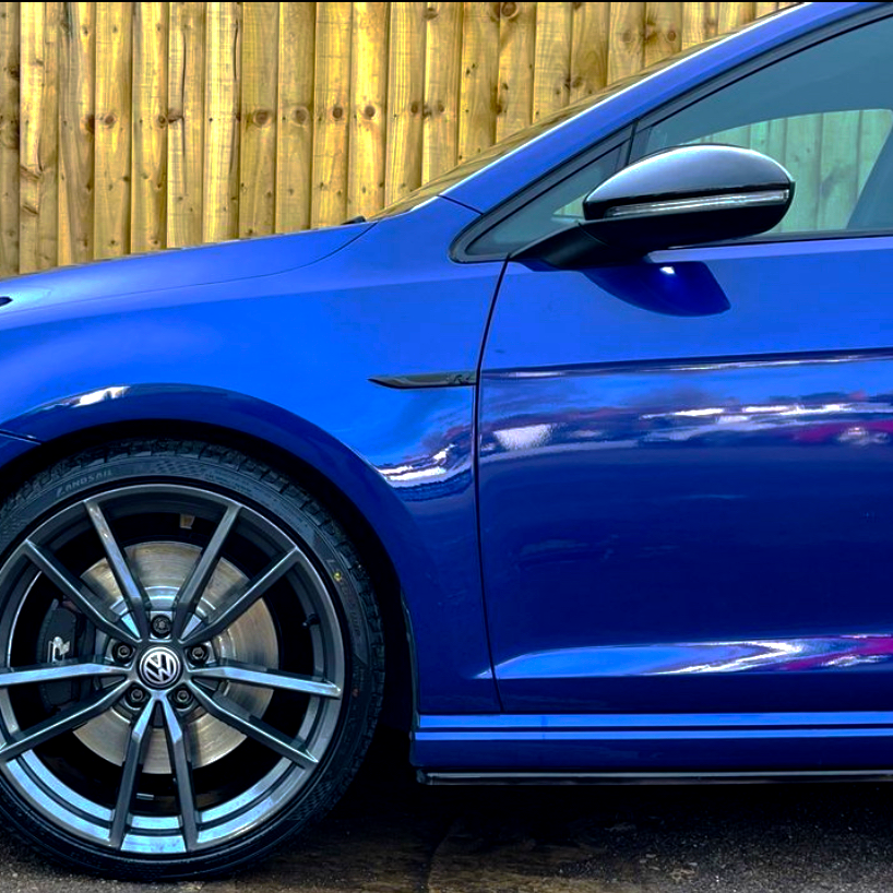 Golf r 7.5 online black mirror caps
