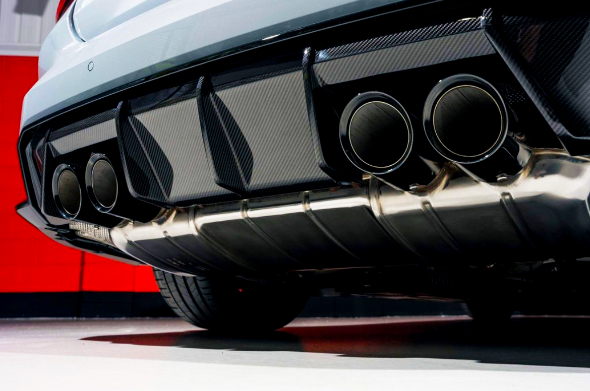 M3 - G80: Carbon Fibre M Performance Style Diffuser 21+