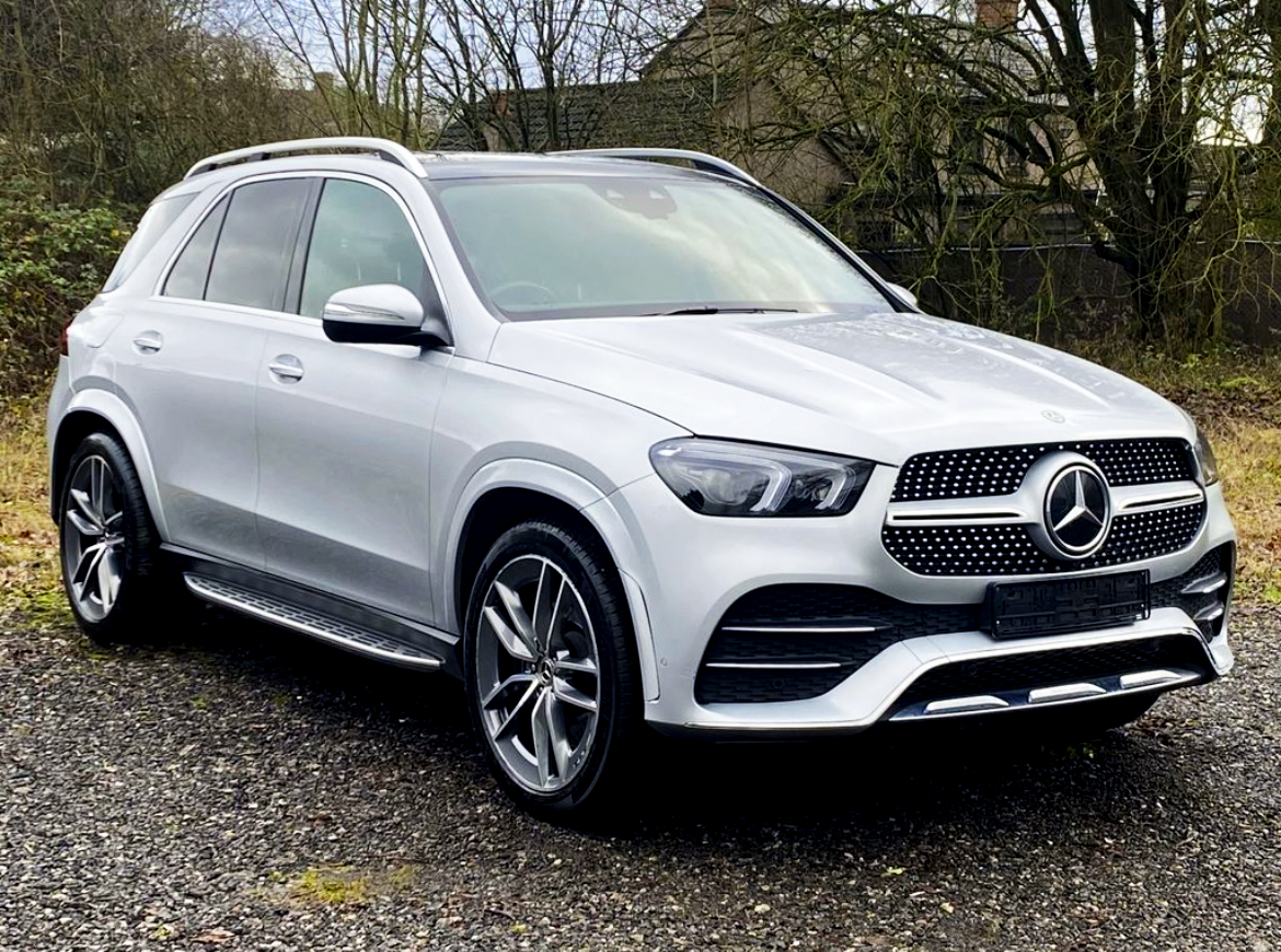 Mercedes GLE W167 Side Step Running Boards – Carbon Accents
